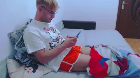 Calvinjohnlad online show from January 2025 10:33:01 PM