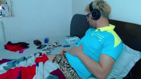 Calvinjohnlad online show from February 2025 08:22:01 PM