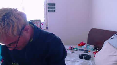 Calvinjohnlad online show from February 2025 07:54:02 AM