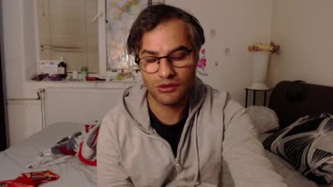 Calvinjohnlad online show from November 2025 06:31:02 PM