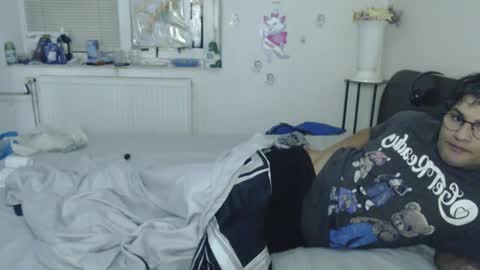 Snapshot of calvinjohnlad chatting on December 2025 06:45:02 PM Calvinjohnlad online show from December 2025 06:45:02 PM