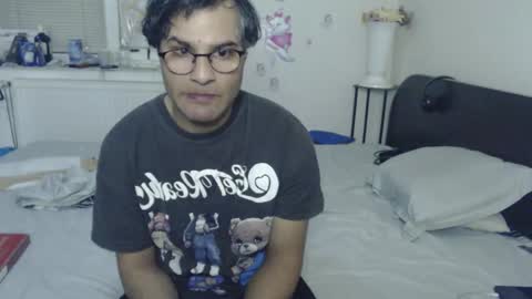 Snapshot of calvinjohnlad chatting on December 2025 06:13:02 PM Calvinjohnlad online show from December 2025 06:13:02 PM