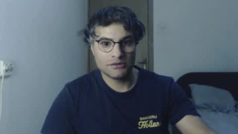 Snapshot of calvinjohnlad chatting on December 2025 06:37:02 PM Calvinjohnlad online show from December 2025 06:37:02 PM