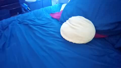 calyman77 online show from September 2025 11:04:02 PM