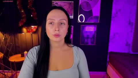 Christy online show from December 2024 07:43:01 PM