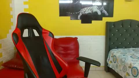 cam_xman online show from February 2026 01:12:02 PM