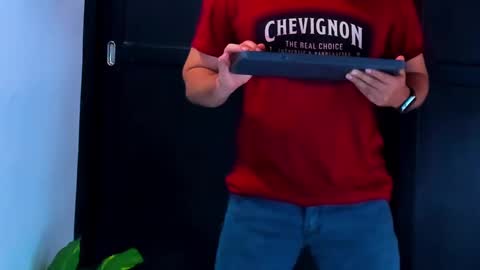 camara110 online show from January 2025 10:46:02 PM