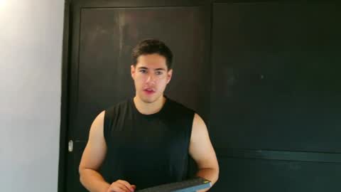 camara110 online show from January 2025 02:29:01 AM