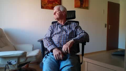 camcologne online show from April 2026 07:30:01 AM