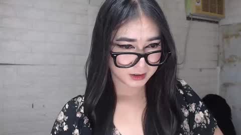 camela_star online show from September 2025 07:05:01 PM