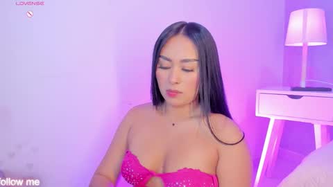 Camelia Smith online show from November 2025 03:39:01 AM