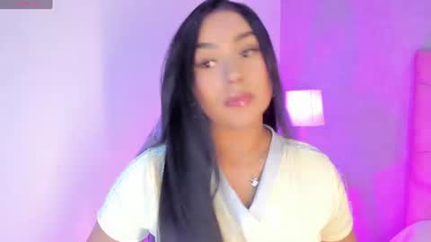 Snapshot of cameliaa_smiith chatting on June 2026 04:13:01 AM Camelia Smith online show from June 2026 04:13:01 AM