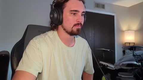 Cameron online show from October 2025 07:47:02 PM