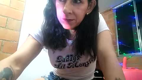 Mara Catalina Romero Ordez online show from November 2025 01:00:01 AM