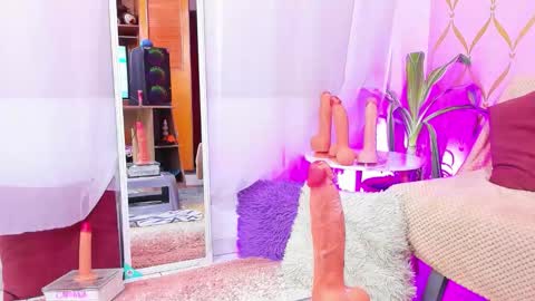 Camila online show from November 2025 04:26:02 AM