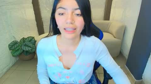 Cami  online show from October 2025 08:55:02 PM