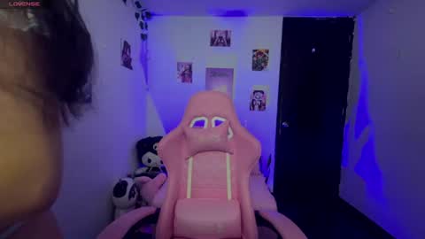 Snapshot of cami_mila99 chatting on June 2026 02:46:02 AM CAMI online show from June 2026 02:46:02 AM