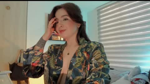 camila   online show from January 2025 11:17:01 AM