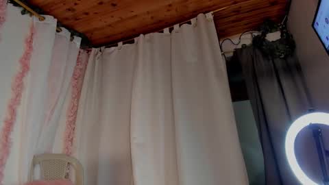 Camii Lopez online show from September 2025 12:21:01 AM