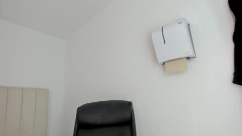 Cami online show from February 2025 11:55:01 AM