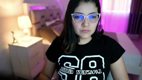 Camila buitrago online show from March 2025 08:57:01 PM