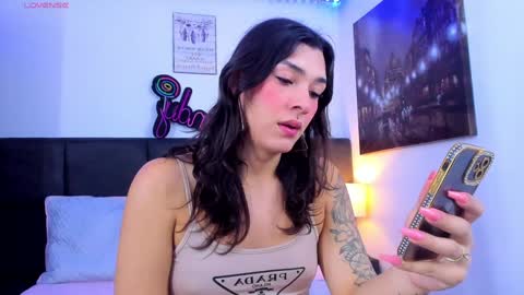  s online show from December 2024 06:44:01 AM