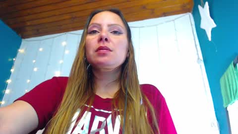 camila online show from December 2024 04:09:02 PM