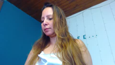 camila online show from January 2025 12:44:02 PM