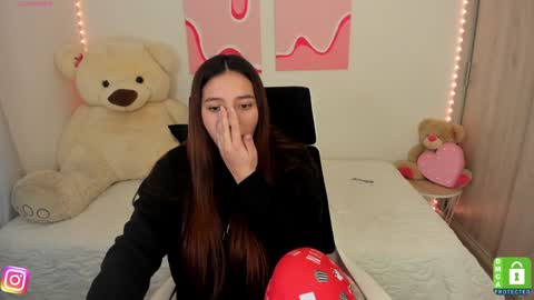  C A M I  online show from December 2024 12:44:01 AM