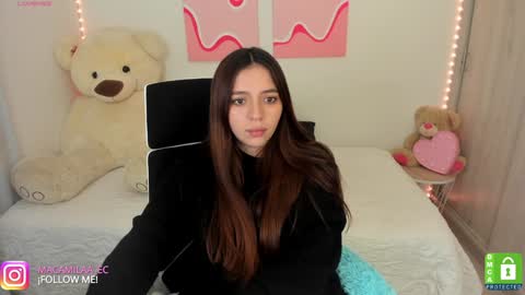  C A M I  online show from December 2024 11:14:01 PM