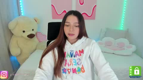  C A M I  online show from March 2025 09:59:01 PM