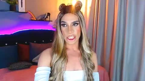 Camila online show from December 2024 08:11:02 AM