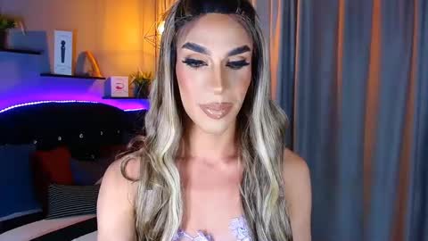 Camila online show from January 2025 03:29:01 AM