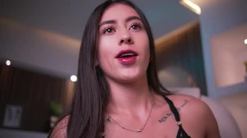 camila_martinez9 online show from October 2025 11:31:01 AM