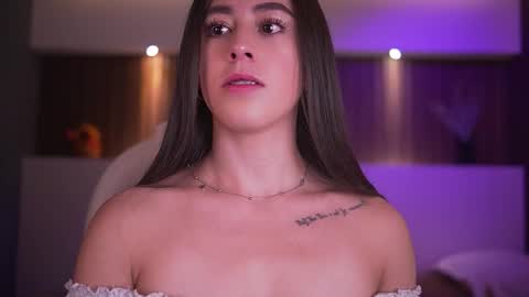 camila_martinez9 online show from November 2025 11:32:02 AM