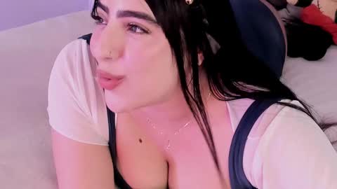 Camila online show from January 2026 01:44:01 AM