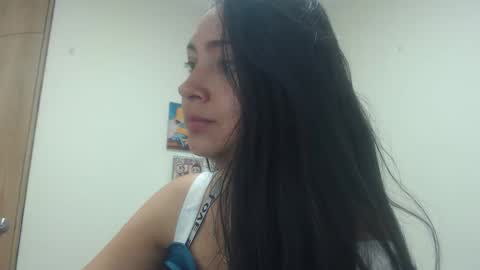 Snapshot of camila_rouswhyth chatting on February 2026 04:53:01 AM camila_rouswhyth online show from February 2026 04:53:01 AM