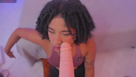 Camila Foox online show from April 2026 04:29:01 AM