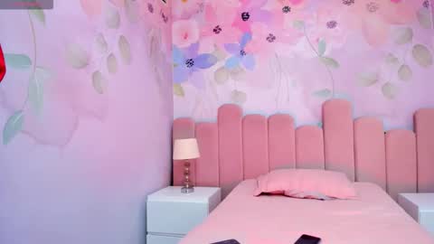 Camila  online show from November 2025 02:57:02 AM