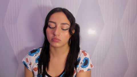 Snapshot of camilahunter__ chatting on April 2026 02:48:02 AM Camila online show from April 2026 02:48:02 AM