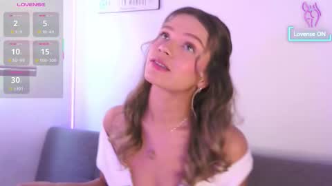 Camila Monroee  online show from November 2025 02:18:01 PM