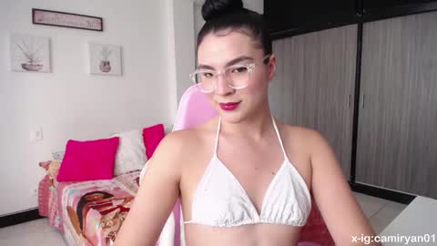 X IGcamiryan01 online show from February 2025 06:09:01 PM