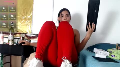 Snapshot of camilavagina24 chatting on December 2024 05:22:02 PM Camila online show from December 2024 05:22:02 PM