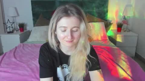 camilladreamer online show from March 2026 07:39:01 PM