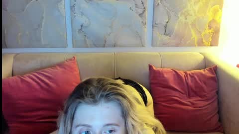 Snapshot of camilladreamer chatting on April 2026 04:28:02 PM camilladreamer online show from April 2026 04:28:02 PM