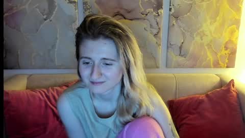 Snapshot of camilladreamer chatting on April 2026 06:16:02 AM camilladreamer online show from April 2026 06:16:02 AM