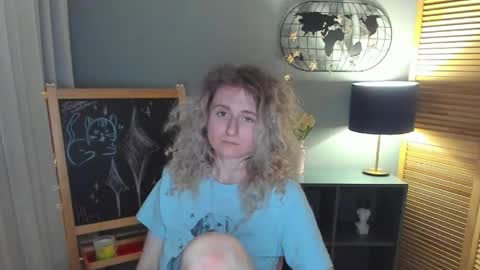 Snapshot of camilladreamer chatting on May 2026 04:39:01 AM camilladreamer online show from May 2026 04:39:01 AM