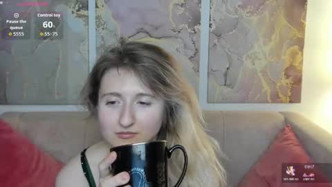 Snapshot of camilladreamer chatting on May 2026 02:45:01 PM camilladreamer online show from May 2026 02:45:01 PM
