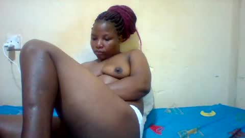 Snapshot of camillah_sweet chatting on July 2026 05:53:01 PM camillah_sweet online show from July 2026 05:53:01 PM