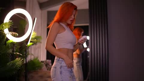 CamillaStarrX online show from June 2026 06:44:01 PM